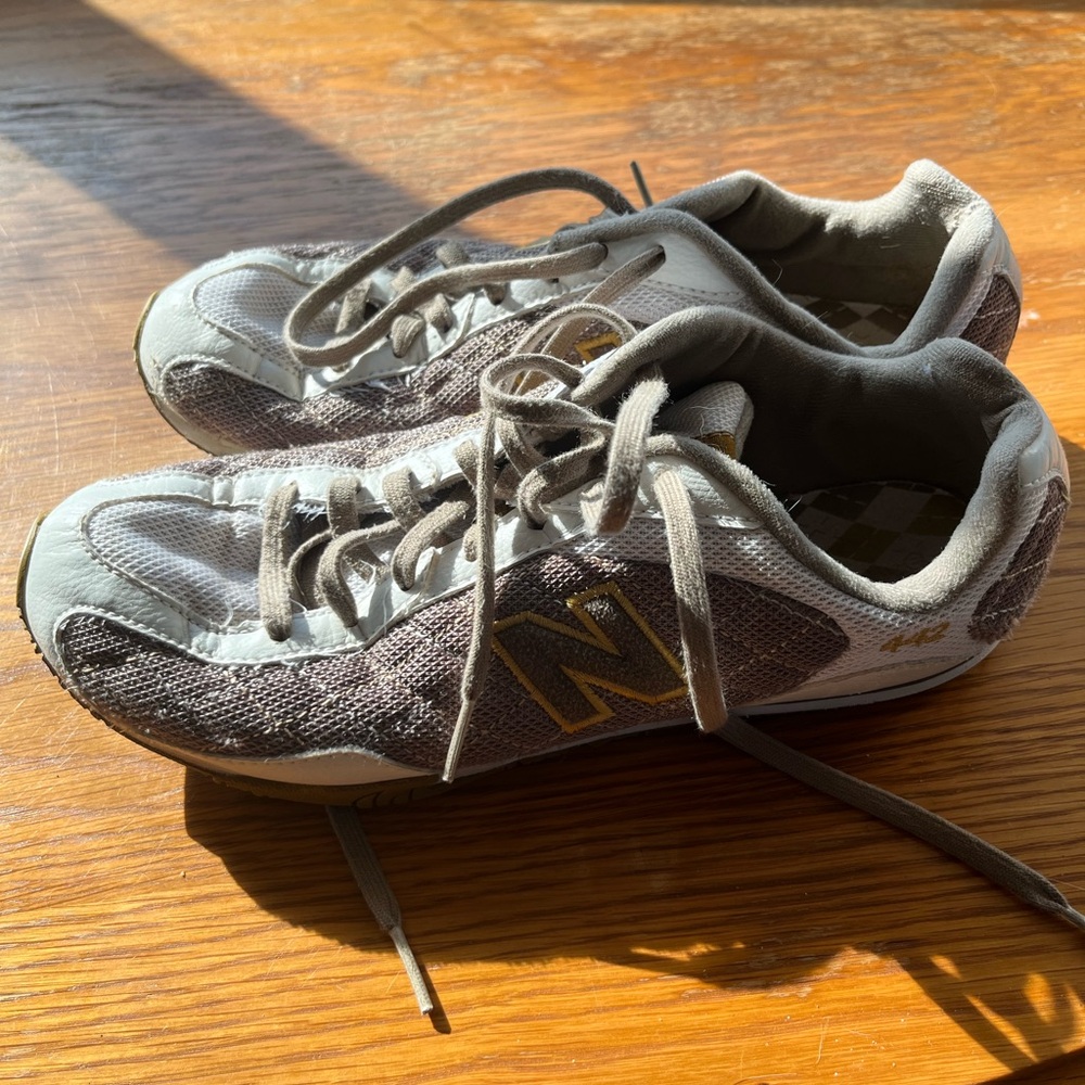 Vintage New Balance 442 Sneakers